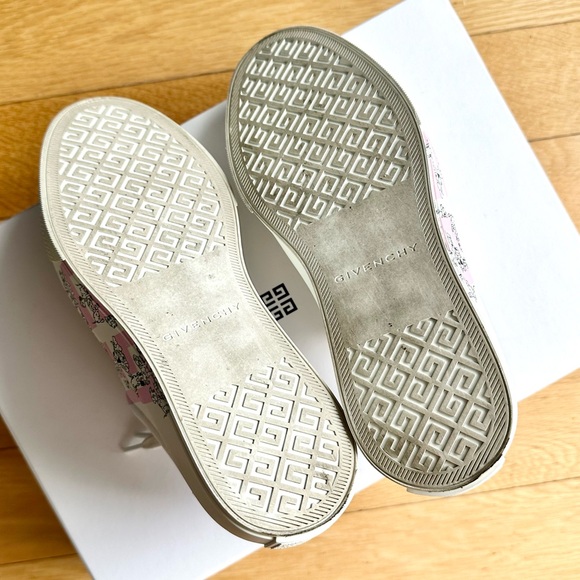 Givenchy x Disney 101 Dalmatians City Sport Sneaker in White/Pink Size 36 US6 - Picture 6 of 11